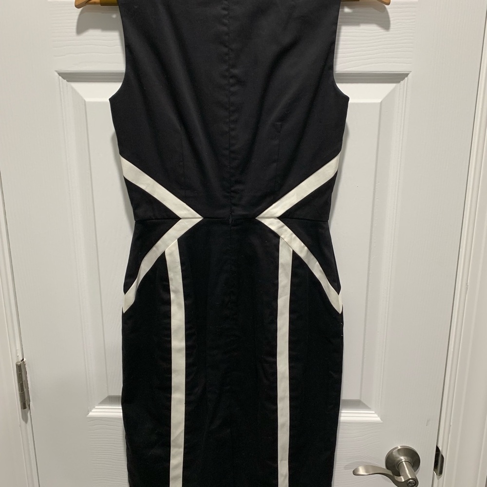 Black and white patterned dress